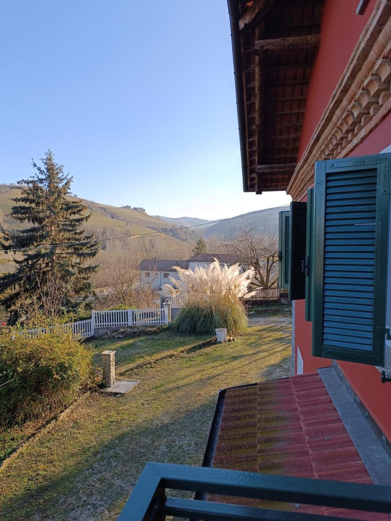 Apartamento Bricco Nebbiolo Neviglie Exterior foto