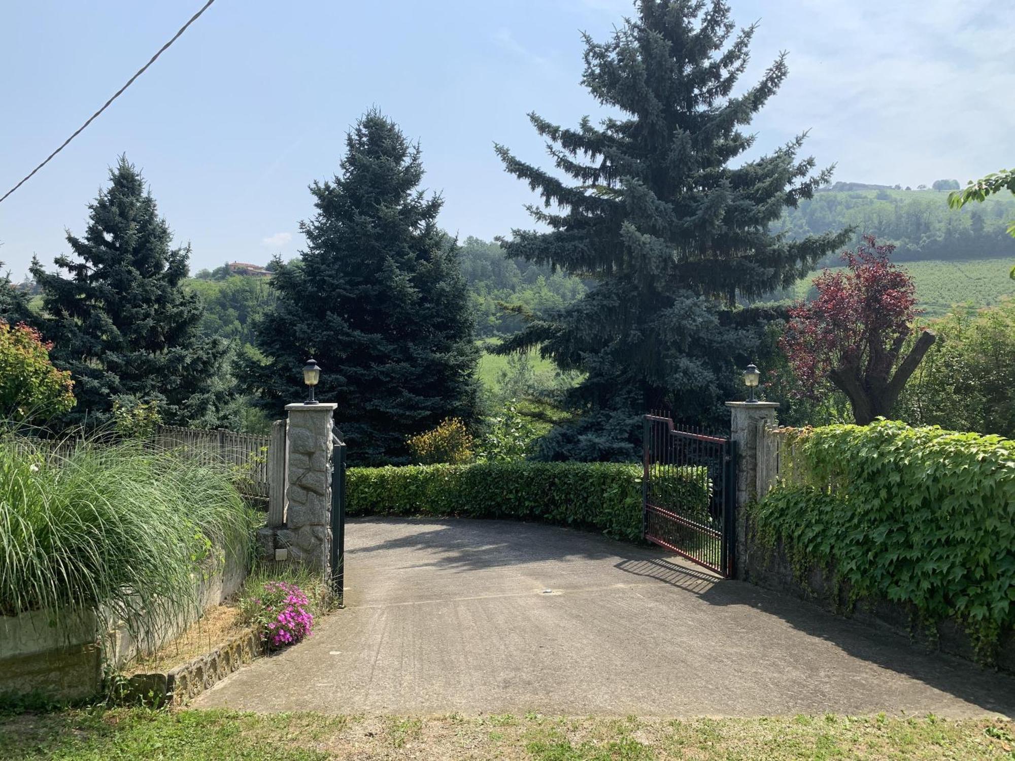 Apartamento Bricco Nebbiolo Neviglie Exterior foto